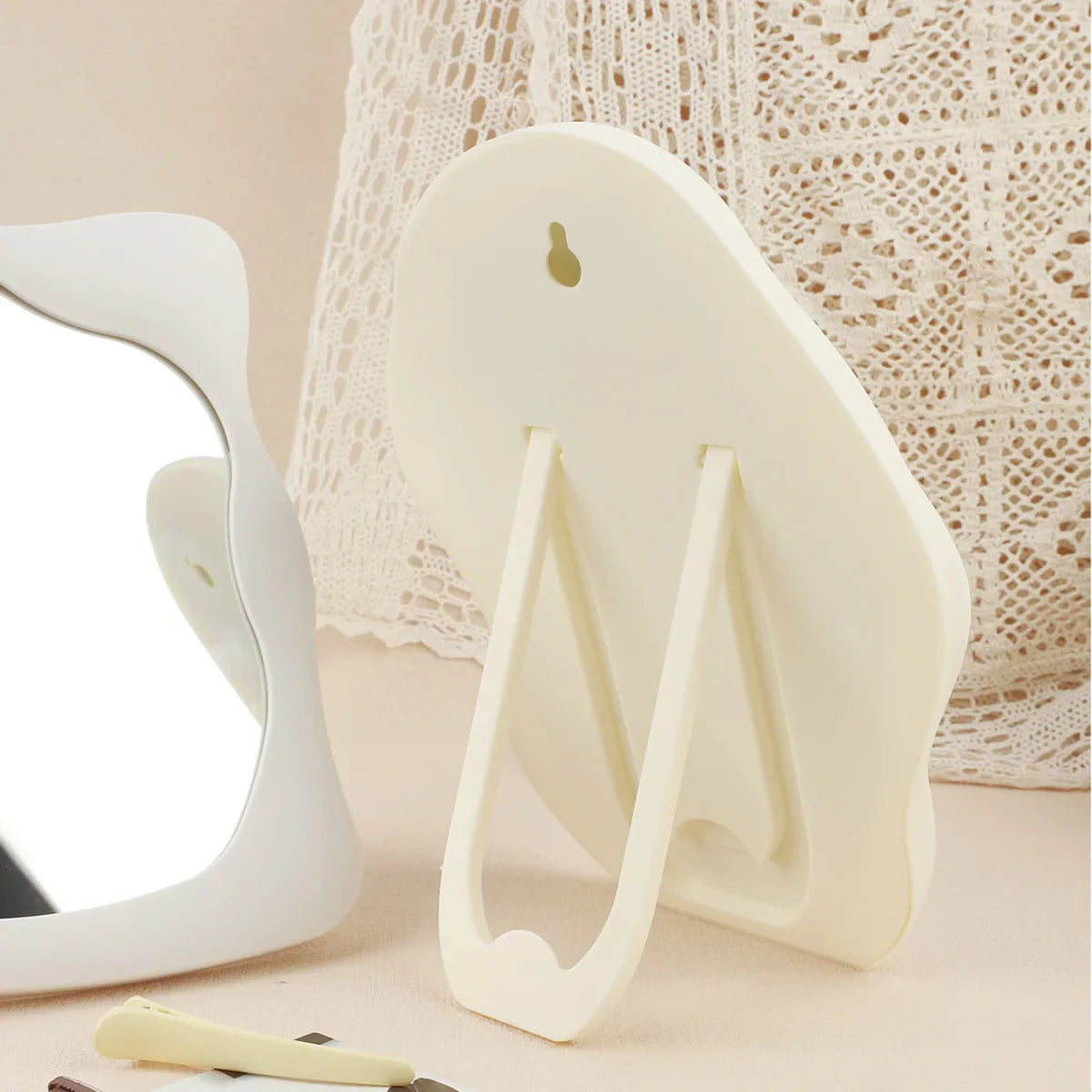 Aesthetic Tabletop Makeup Mirror – Bedroom & Desk Decor