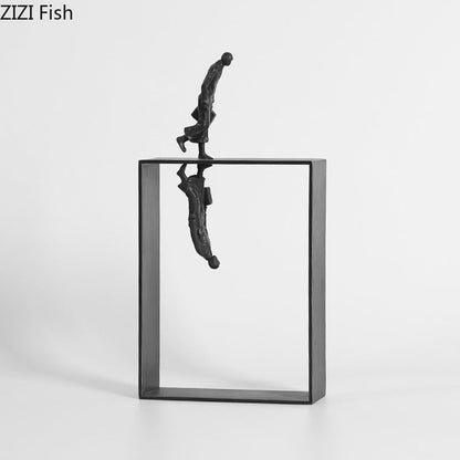 Minimalist Metal Figurines – Abstract Reflection Sculptures for Home Decor